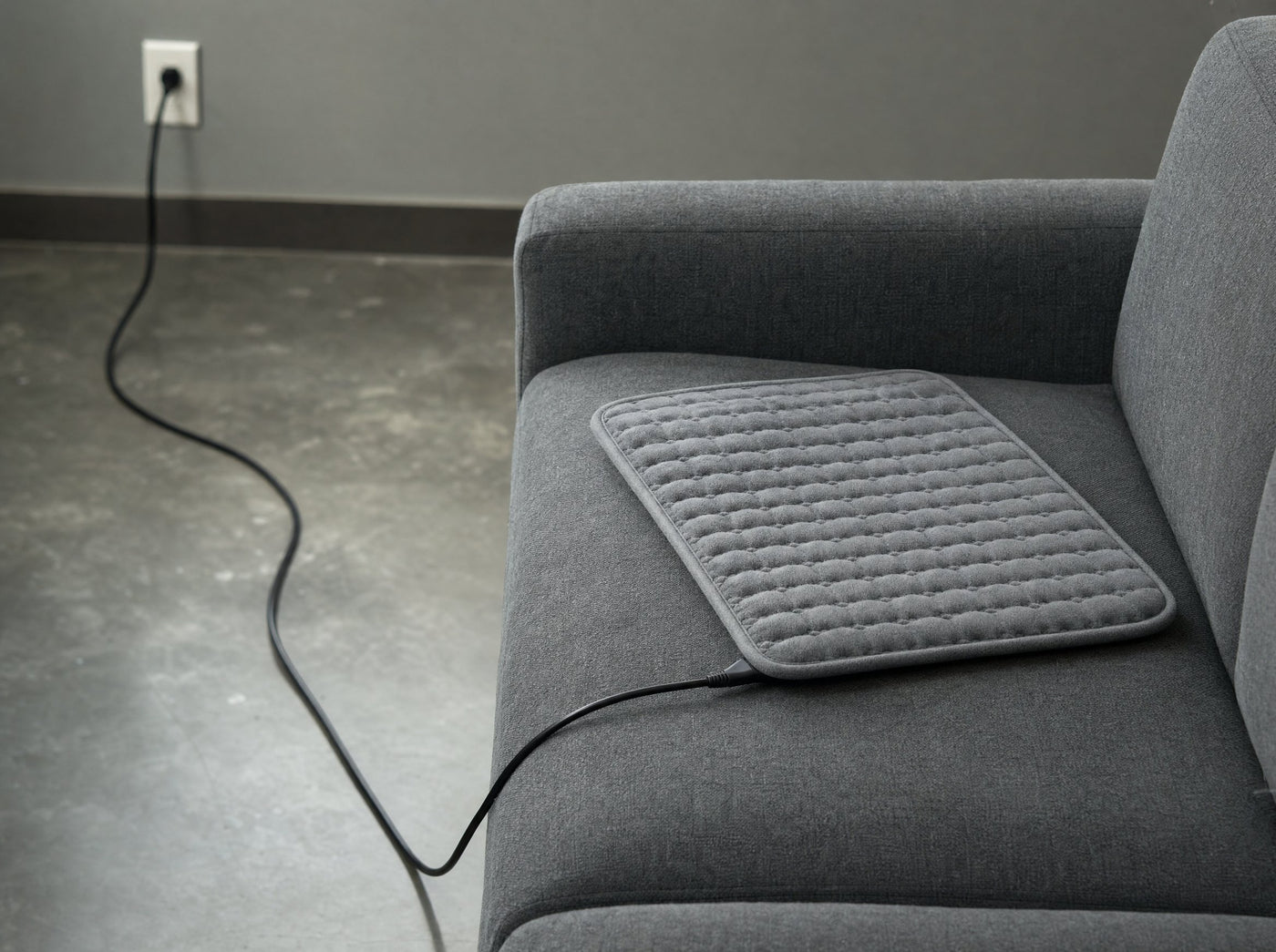 Outlet heating pad